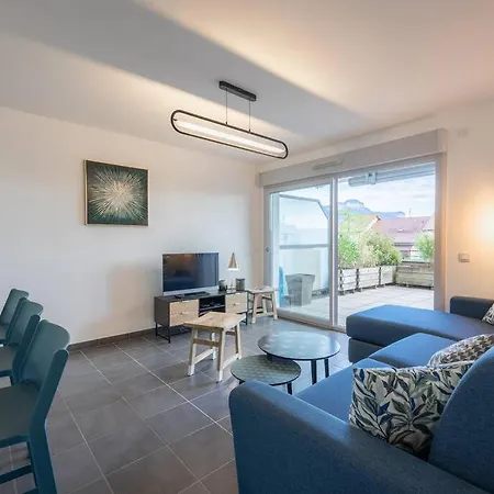 Cabana & La Terrasse Du Parmelan Proche Annecy Apartment